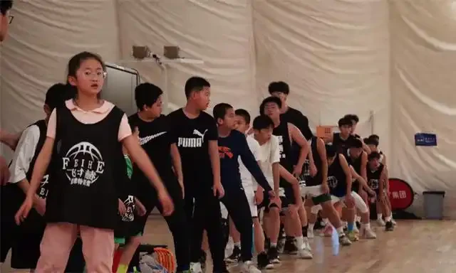 高中生如何在篮球冬令营中提升自己?